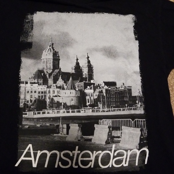 Amsterdam Tee - Picture 2 of 3
